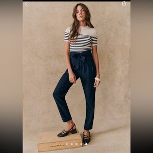 Sézane Austin pants in marine. Size 8 with tags